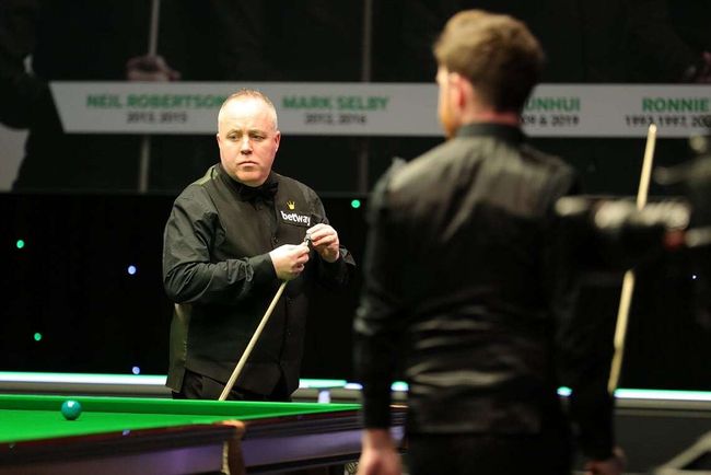 也折射出中 也折射出中