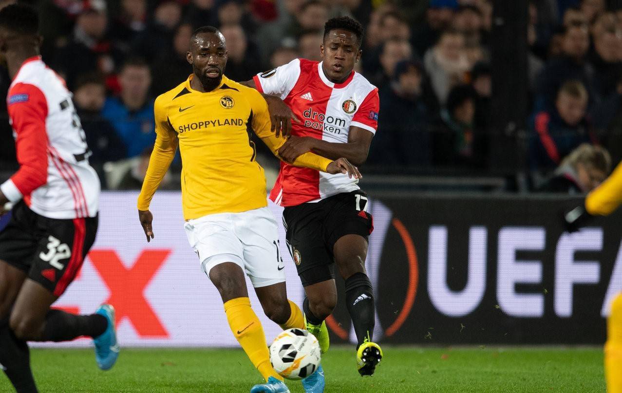 都显示出其 都显示出其