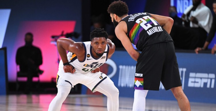 的左脚射门 的左脚射门