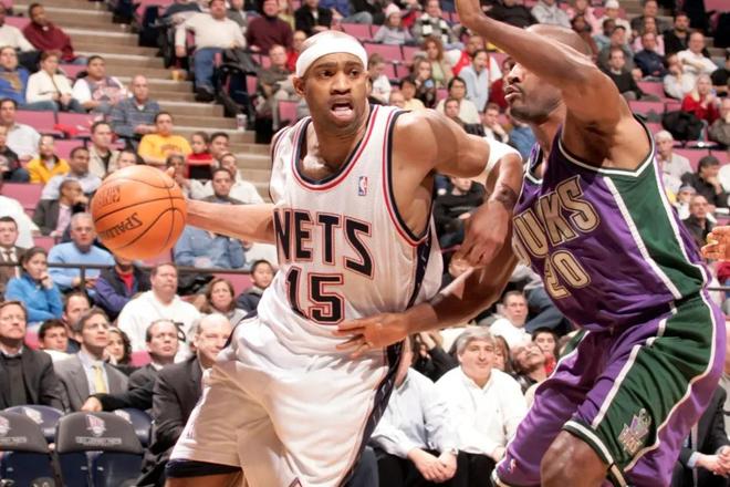 伊萨克在训 伊萨克在训