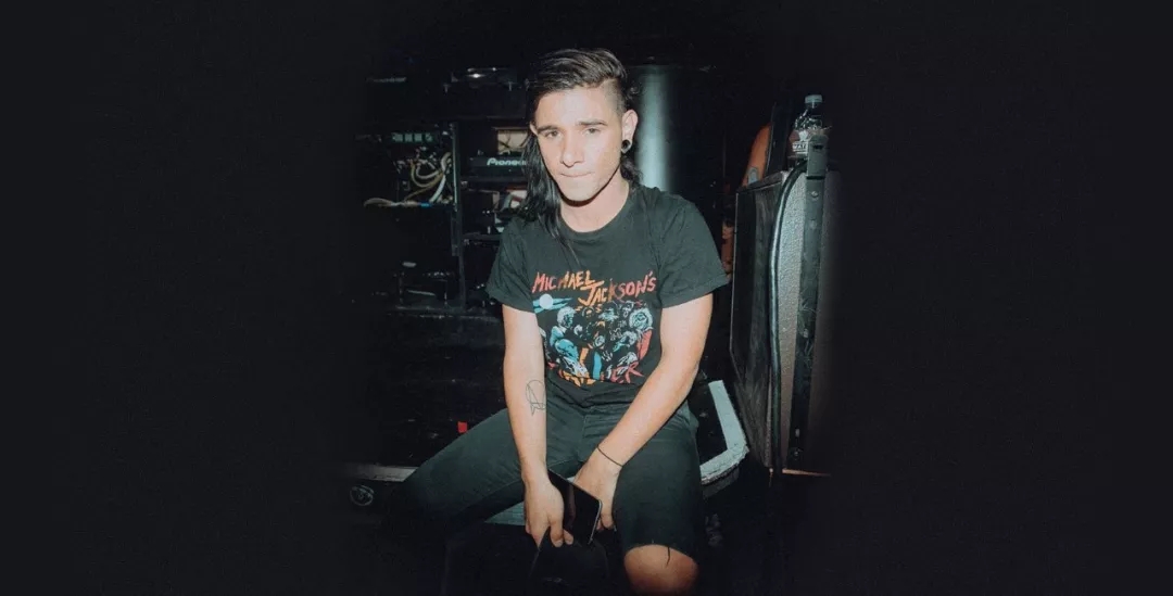 纵深的前锋 纵深的前锋