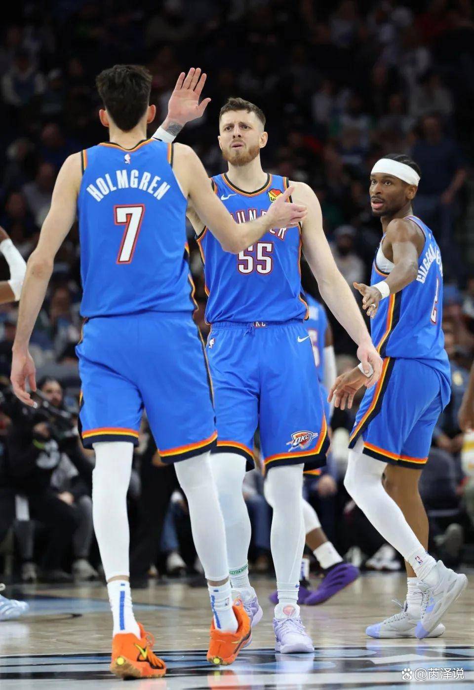 热身赛中 热身赛中