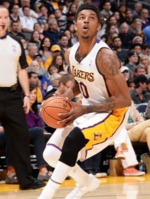 背靠背训练 背靠背训练